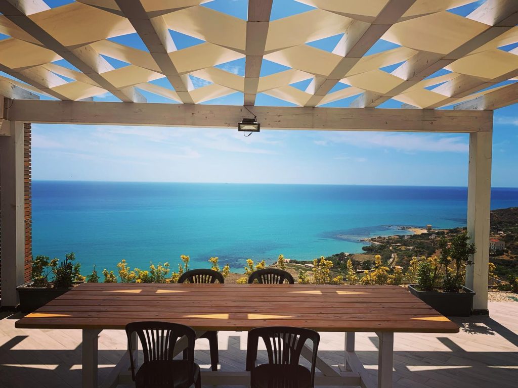 Villa con terrazza vista mare vicino a Scala dei Turchi